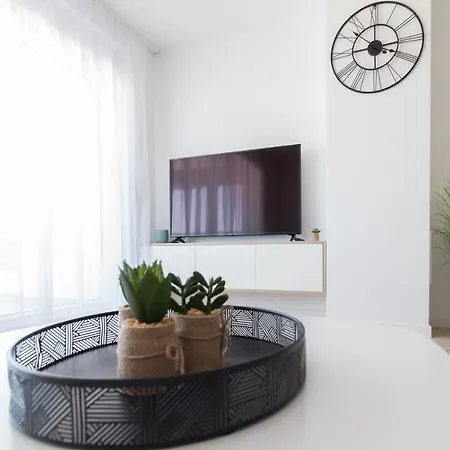 Daire Luxury Beachfront Crystal Aenona - By Ta Leut Agency Nin