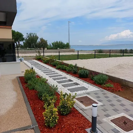 Luxury Beachfront Crystal Aenona - By Ta Leut Agency Apartamento *