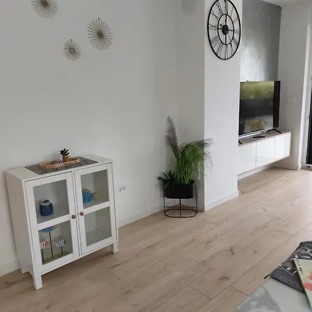 L&l Seabreeze 1 Апартаменты *